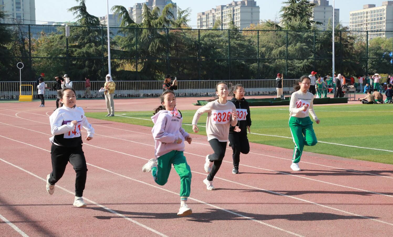 五年级运动会.jpg